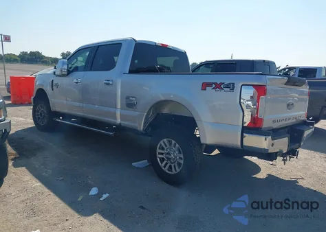 2017 Ford F-250 Xlt z USA, uszkodzony, nr VIN 1FT7W2B63HEF35803
